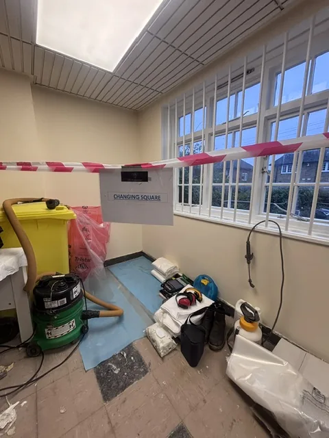 Asbestos floor tile and bitumen removal in Lewisham